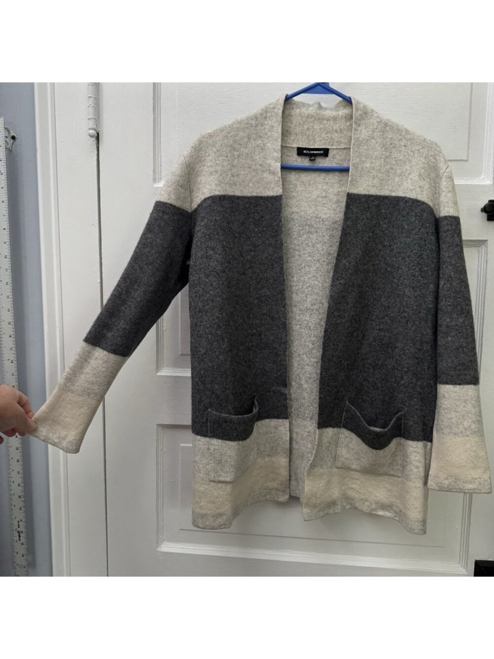 525 America S Gray Beige Colorblock Wool Cashmere Open Front Cardigan